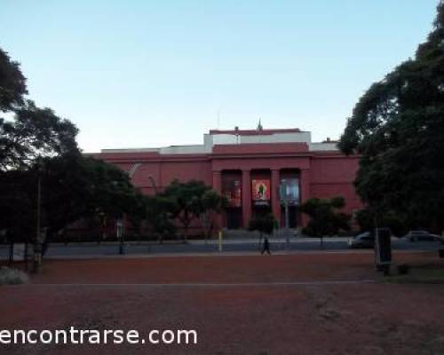 8716 14 CURIOSIDADES DE LOS MONUMENTOS-DE RECOLETA A PALERMO -POR LA JONES