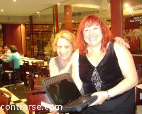 UN PLACER COMPARTIR ESTA MARAVILLOSA NOCHE CON VOS. FELIZ CUMPLE BIANQUI!!!TKM :Encuentro Grupal Cafecito **Zona Norte** CUMPLEAÑOS VALTERINA SOLO FOTOS