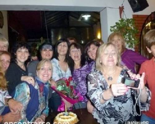 8782 56 Silvia2006 festeja su cumpleaños en el Club de los Viernes!!!