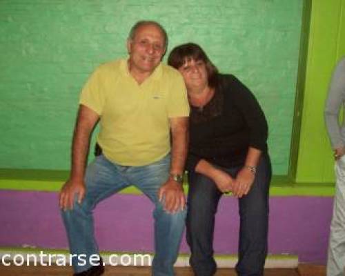 8798 52 EN EL OESTE LOS VIERNES JUGAMOS BOWLING Y POOL