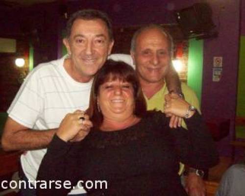 8798 66 EN EL OESTE LOS VIERNES JUGAMOS BOWLING Y POOL