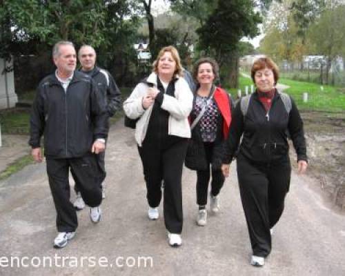 8844 3 Sabado, caminata...