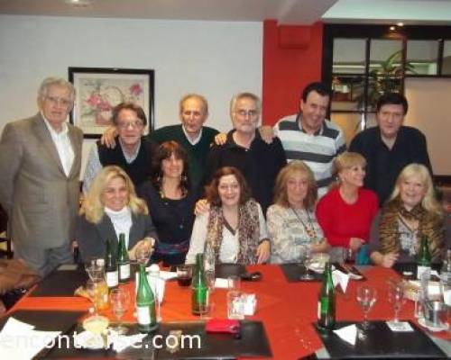 8881 8 EL CAFE DE LOS GALANES(Cafe Uno) 