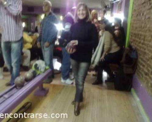 8949 3 EN EL OESTE LOS VIERNES JUGAMOS BOWLING Y POOL