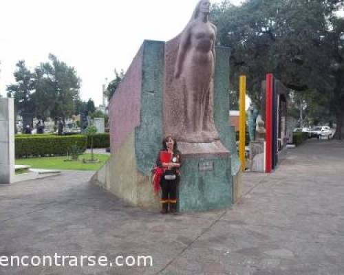 8953 6 CEMENTERIO DE LA CHACARITA -ESTRENO -POR LA JONES