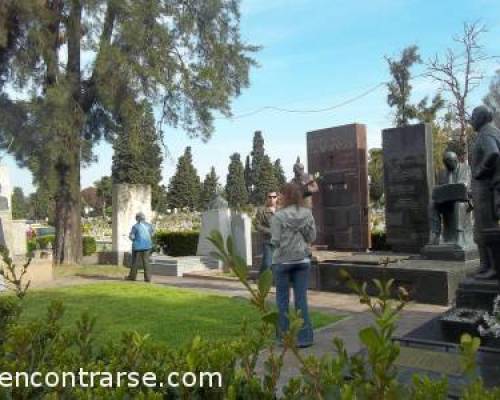 8953 7 CEMENTERIO DE LA CHACARITA -ESTRENO -POR LA JONES