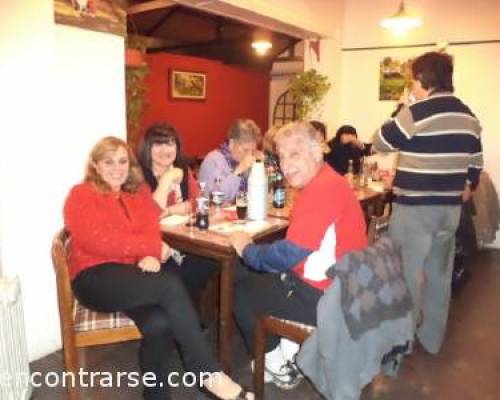 9008 2 En el Club de los Domingos, agasajamos a los Papis y nos decimos piropos...  