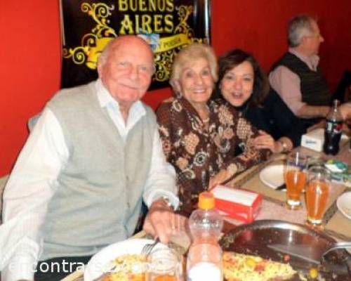 9024 3 La_incondicionalz, Anami, Curiosa2007 y Mariju, festejan sus cumples en el Club de los Viernes!!!