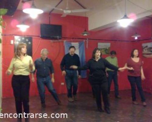 9069 9 Clases de Ritmos Latinos y Rock, dictadas por 