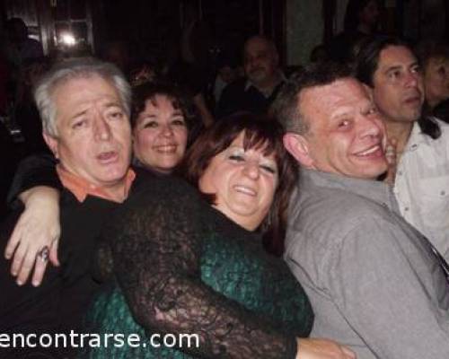 9156 48 KARAOKE EN EL  DIA DEL AMIGO COMO DESDE HACE TRES AÑOS
