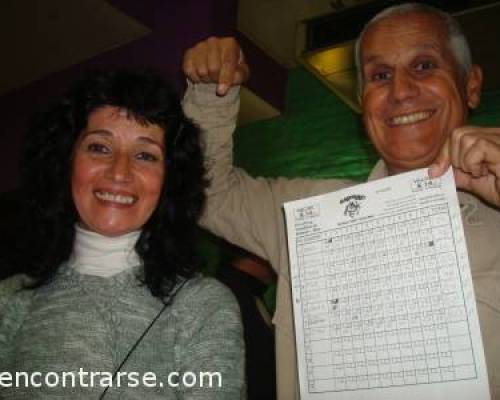 9164 10 EN EL OESTE LOS VIERNES JUGAMOS BOWLING Y POOL