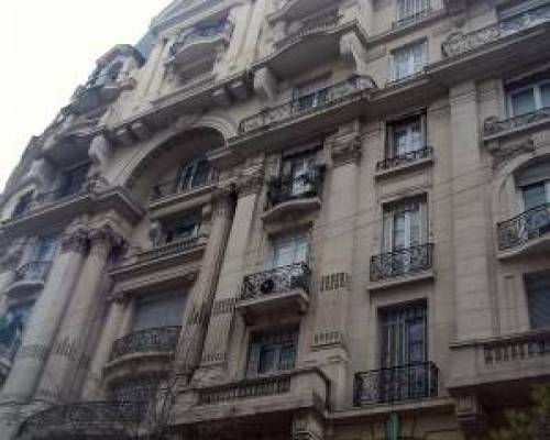 9174 5 CALLE ARROYO Y MUSEO ISAAC FERNANDEZ BLANCO - POR LA JONES 