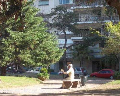 9255 13 BELGRANO C - POR LA JONES- Incluye Recorrido Teatralizado 