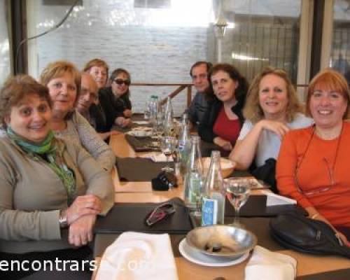 Bueno, sólo hay fotis del almuerzo en La Floreada, muchas gracias a todos los asistentes !  :Encuentro Grupal Sabado, caminata