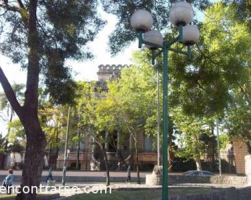 9269 14 VILLA DEVOTO POR LA JONES Un Jardín en Buenos Aires  