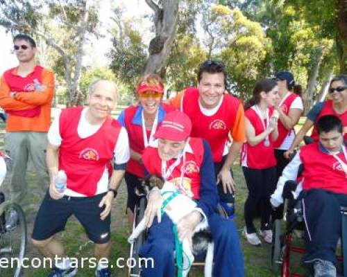 9322 22 1° CARRERA ASOCIACIÓN DISTROFIA MUSCULAR - VENÍ A CORRER 8K o CAMINAR 1K