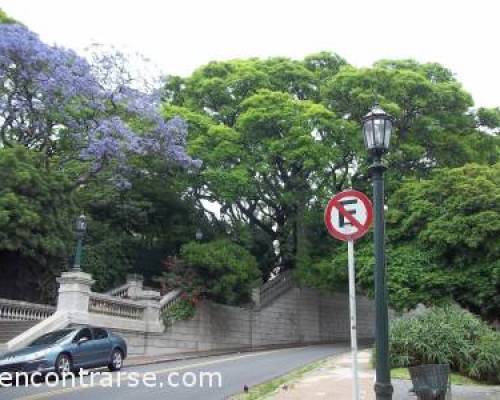 9506 13 CURIOSIDADES DE LOS MONUMENTOS-DE RECOLETA A PALERMO -POR LA JONES 