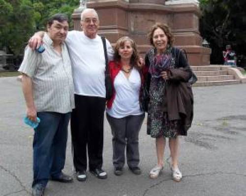 9506 7 CURIOSIDADES DE LOS MONUMENTOS-DE RECOLETA A PALERMO -POR LA JONES 