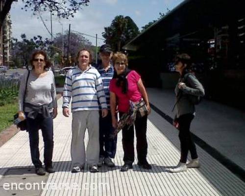 9618 1 Los domingos por la mañana CAMINATA EN RECOLETA  En Recoleta caminamos como los egipcios! (Y los hindúes, los gallegos y los esquimales)