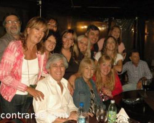 10024 3 NOS REUNIMOS PARA CHARLAR, COMER, CELEBRAR LOS CUMPLES Y BRINDAR!!! Ciudad
