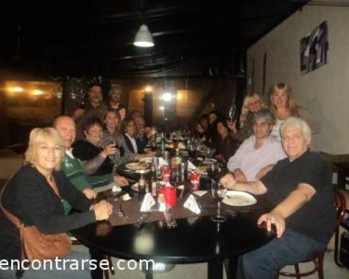 10039 11 NOS REUNIMOS PARA CHARLAR, COMER, CELEBRAR LOS CUMPLES Y BRINDAR!!! Ciudad