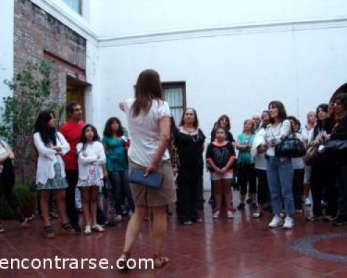 10052 16 MONSERRAT - INCLUYE VISITA GUIADA A LA MANZANA DE LAS LUCES Y LOS TUNELES POR LA JONES