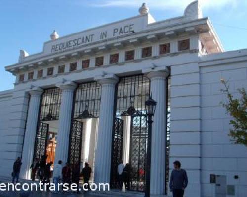 10053 7 CEMENTERIO DE LA RECOLETA POR LA JONES