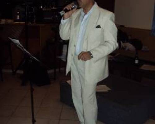 10100 26 CENA-SHOW-KARAOKE Y BAILE