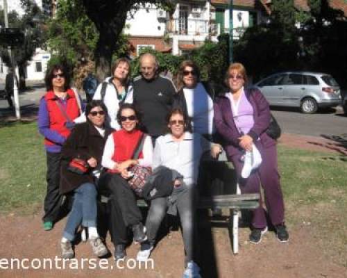 10155 10 Posando en la Placita Carlos de la Púa