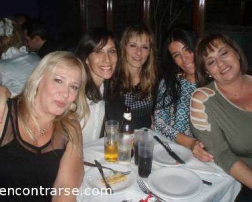 Que lindas amigas !!! :Encuentro Grupal GRAN FESTEJO DE CUMPLEAÑOS DE NUESTRA QUERIDA AMIGA MARIJU....Y de nuestros queridos FIGARO-CASPER-JOSENEURONA!!