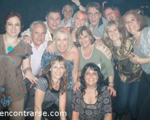 Cuanta gente linda!!! :Encuentro Grupal GRAN FESTEJO DE CUMPLEAÑOS DE NUESTRA QUERIDA AMIGA MARIJU....Y de nuestros queridos FIGARO-CASPER-JOSENEURONA!!