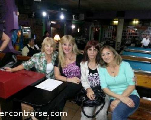 10340 1 EN EL OESTE LOS VIERNES JUGAMOS BOWLING Y POOL