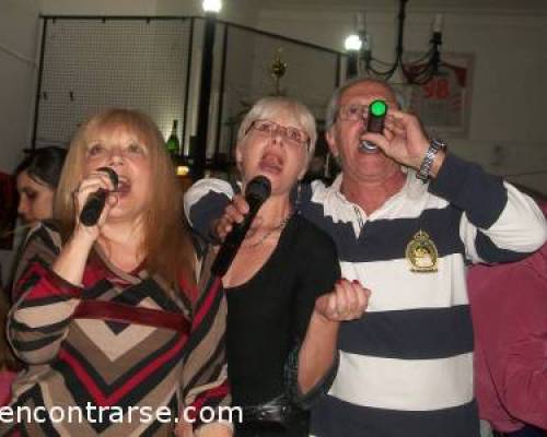 SEA FORMADO UN NUEVO TRIO MELODICO DE LA CANCION,,,,, :Encuentro Grupal NOS REUNIMOS EN EL CLUB OESTE,CABALLITO CERCA DE TODO,