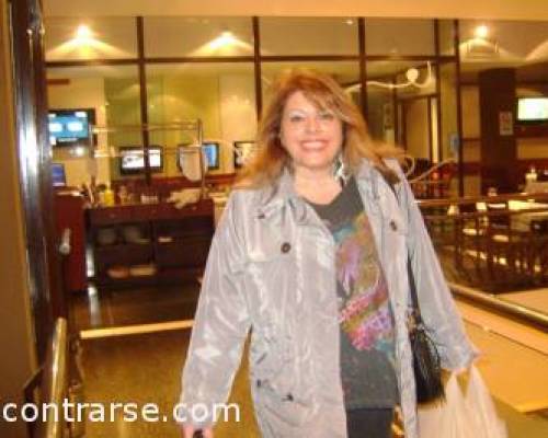 Lili querida!!!! con su torta invertida.... una genia!!!! :Encuentro Grupal Cafecito **Zona Norte** FIN DEL CICLO