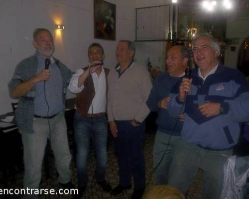 10979 16 FESTEJAMOS EL DIA DE LA PRIMAVERA, EN EL CLUB OESTE,CON NUESTRO  CLASICO KARAOKE Y BAILE,EN CABALLITO CERCA DE TODOS,!!!!!!!