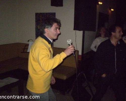 11001 16 CENA-SHOW-KARAOKE Y BAILE