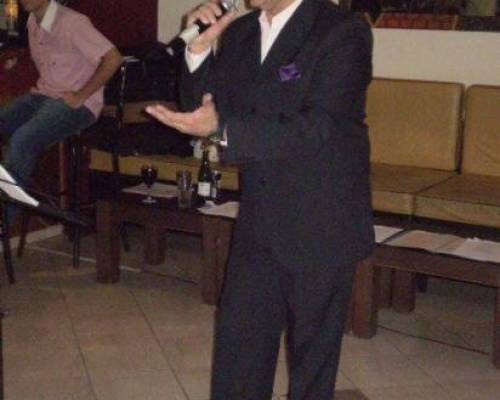 11001 17 CENA-SHOW-KARAOKE Y BAILE