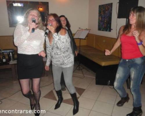 11001 9 CENA-SHOW-KARAOKE Y BAILE