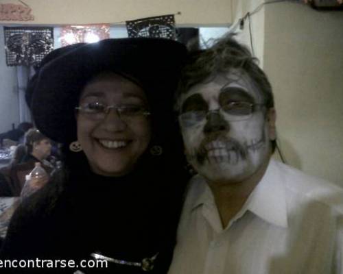 11062 24 Celebración de muertos (fiesta de disfraces)