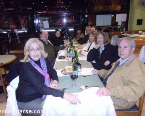 11110 2 CINE Y CENA