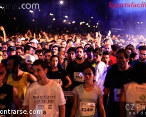 11121 12 VAMOS A CORRER DE NOCHE... 8K Y 3K !!!