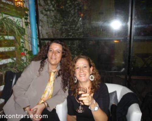 Chin chin  y feliz cumple Charlotte-Betina! :Encuentro Grupal FESTIN EN CINCUENTA NOVENTA Palermo Soho con LA JONES 