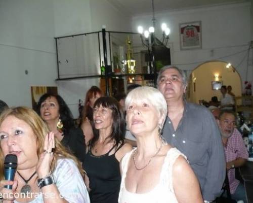 11268 22 VENI Y DIFRUTA DE NUESTRO KARAOKE Y BAILE EN EL CLUB OESTE CERCA DE TODOS