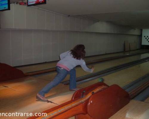 11309 7 Los invitamos a un super divertido juego de bowling !