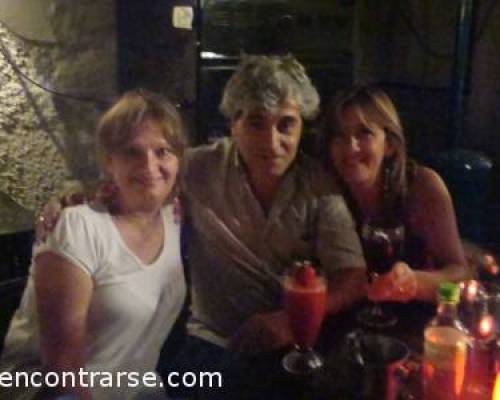 9833 1 NOS REUNIMOS PARA CHARLAR, COMER, CELEBRAR LOS CUMPLES Y BRINDAR!!!