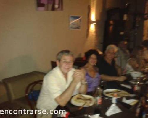 9861 3 NOS REUNIMOS PARA CHARLAR, COMER, CELEBRAR LOS CUMPLES Y BRINDAR!!!