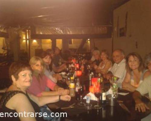 9861 5 NOS REUNIMOS PARA CHARLAR, COMER, CELEBRAR LOS CUMPLES Y BRINDAR!!!