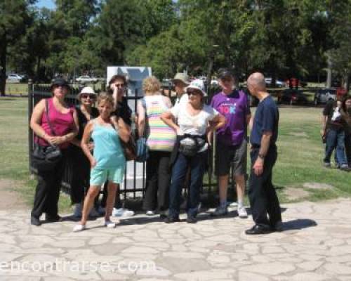 9875 10 En febrero nos quedamos caminando en el rioba