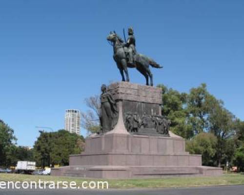 9875 7 En febrero nos quedamos caminando en el rioba