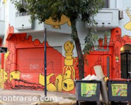 9926 18 COLEGIALES -LOS GRAFITIS DEL BARRIO- POR LA JONES